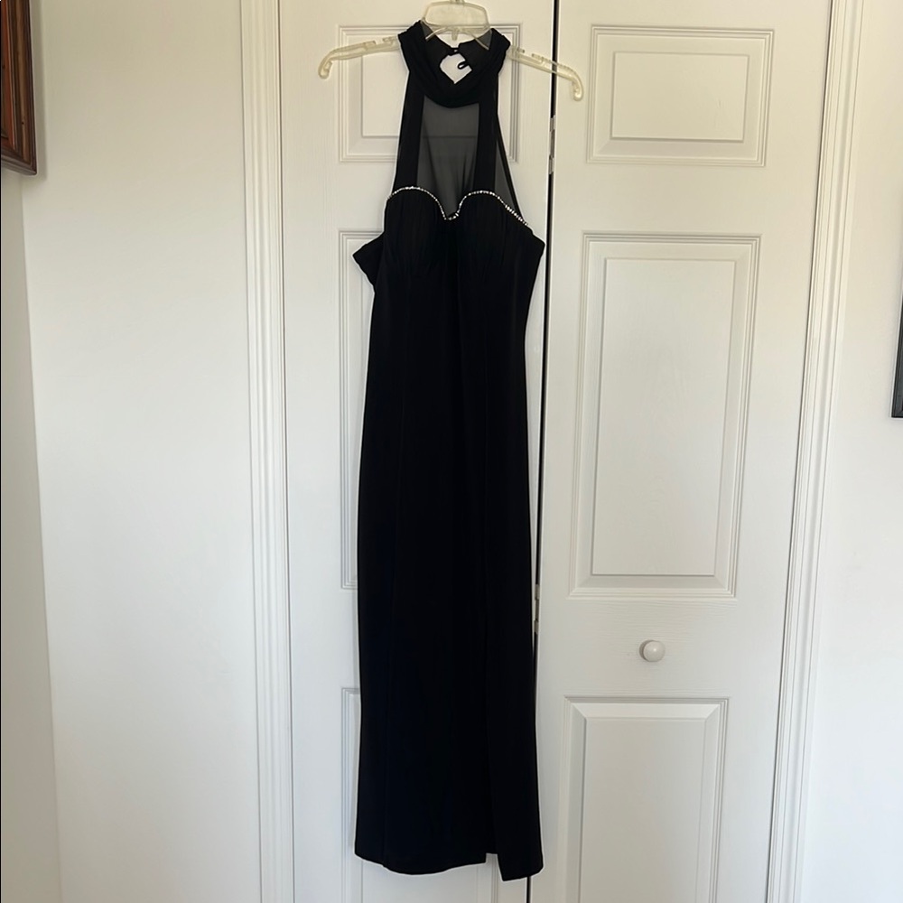 Vintage 1990s Elegant Black Halter Dress